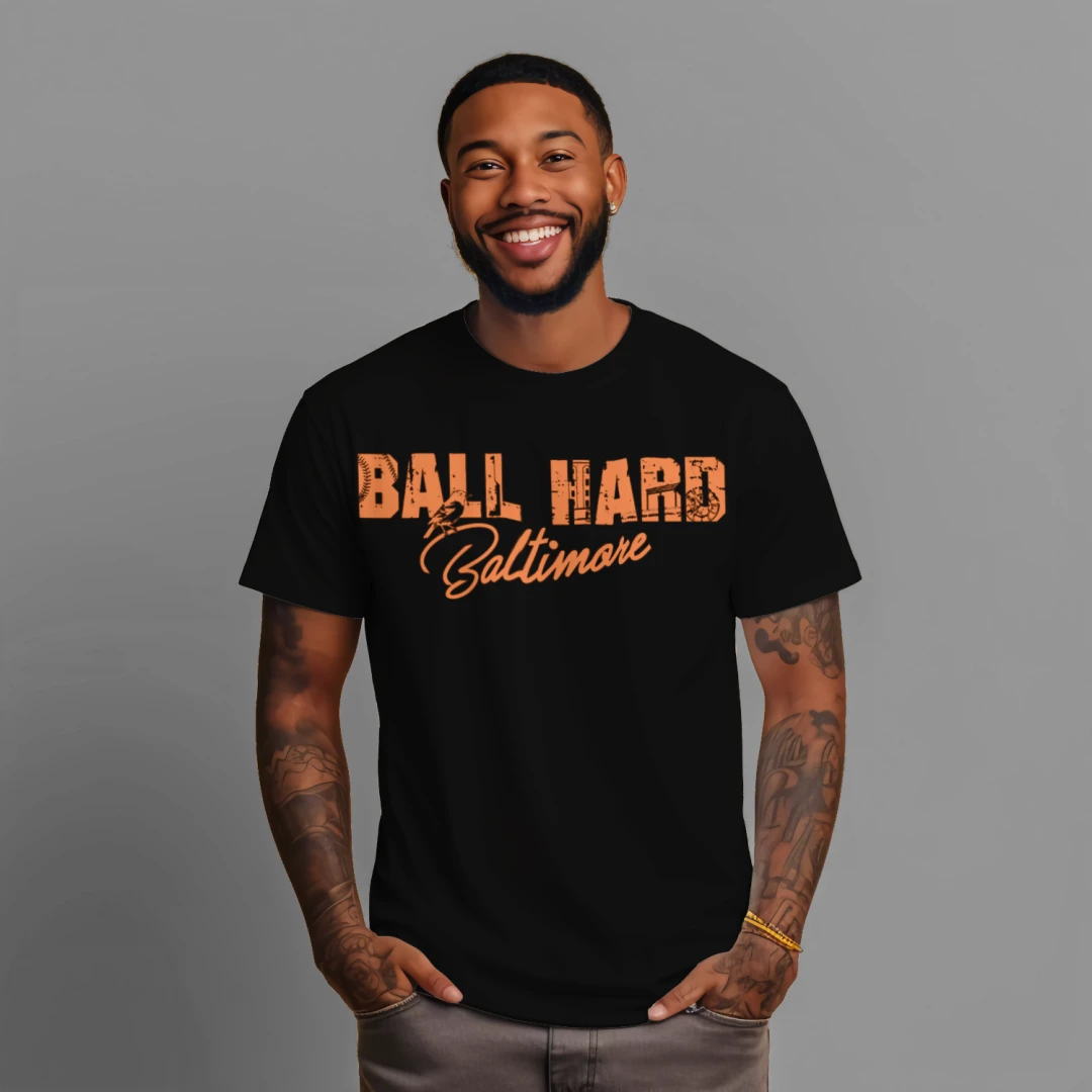 EXCLUSIVE! CAMDEN LOGO T-Shirt
